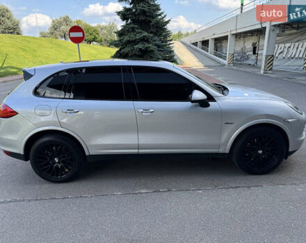 Сірий Порше Cayenne, об'ємом двигуна 3 л та пробігом 180 тис. км за 25490 $, фото 7 на Automoto.ua