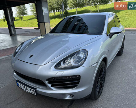 Сірий Порше Cayenne, об'ємом двигуна 3 л та пробігом 180 тис. км за 25490 $, фото 1 на Automoto.ua