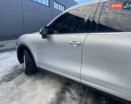 Серый Порше Каен, объемом двигателя 2.97 л и пробегом 223 тыс. км за 23800 $, фото 18 на Automoto.ua