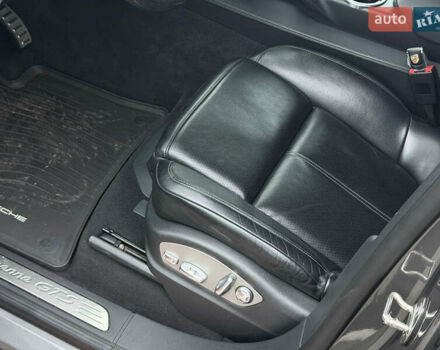 Серый Порше Каен, объемом двигателя 4.81 л и пробегом 84 тыс. км за 29999 $, фото 12 на Automoto.ua