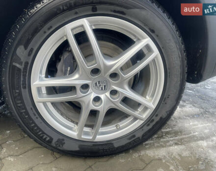 Серый Порше Каен, объемом двигателя 2.97 л и пробегом 223 тыс. км за 23800 $, фото 26 на Automoto.ua