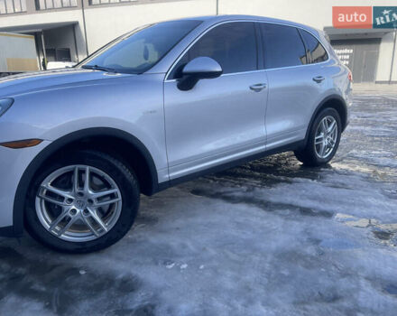 Серый Порше Каен, объемом двигателя 2.97 л и пробегом 223 тыс. км за 23800 $, фото 4 на Automoto.ua