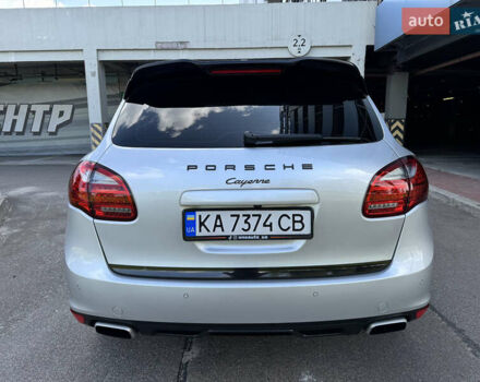 Сірий Порше Cayenne, об'ємом двигуна 3 л та пробігом 180 тис. км за 25490 $, фото 9 на Automoto.ua
