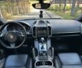 Серый Порше Каен, объемом двигателя 3 л и пробегом 187 тыс. км за 25300 $, фото 17 на Automoto.ua