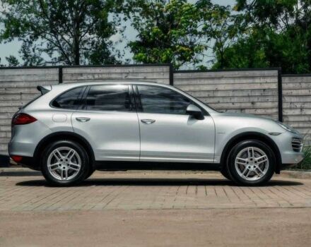 Серый Порше Каен, объемом двигателя 3 л и пробегом 89 тыс. км за 14000 $, фото 6 на Automoto.ua