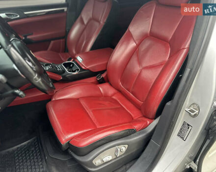 Серый Порше Каен, объемом двигателя 0 л и пробегом 342 тыс. км за 17999 $, фото 18 на Automoto.ua