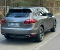 Сірий Порше Cayenne, об'ємом двигуна 3 л та пробігом 187 тис. км за 25300 $, фото 5 на Automoto.ua