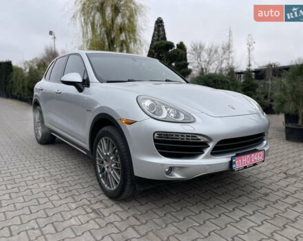 Серый Порше Каен, объемом двигателя 3 л и пробегом 182 тыс. км за 17999 $, фото 6 на Automoto.ua