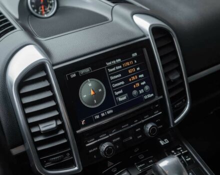 Сірий Порше Cayenne, об'ємом двигуна 3 л та пробігом 137 тис. км за 9500 $, фото 16 на Automoto.ua