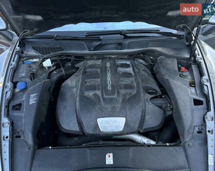 Серый Порше Каен, объемом двигателя 2.97 л и пробегом 220 тыс. км за 29300 $, фото 11 на Automoto.ua