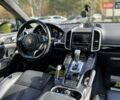 Серый Порше Каен, объемом двигателя 2.97 л и пробегом 194 тыс. км за 25900 $, фото 20 на Automoto.ua
