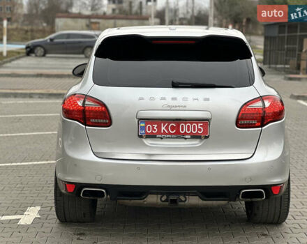 Серый Порше Каен, объемом двигателя 0 л и пробегом 342 тыс. км за 17999 $, фото 7 на Automoto.ua
