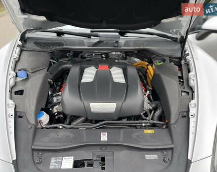 Серый Порше Каен, объемом двигателя 3 л и пробегом 182 тыс. км за 17999 $, фото 33 на Automoto.ua