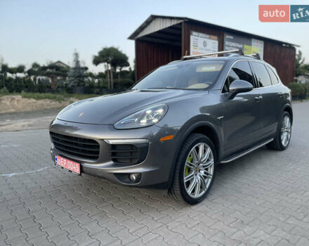 Серый Порше Каен, объемом двигателя 3 л и пробегом 191 тыс. км за 28000 $, фото 14 на Automoto.ua