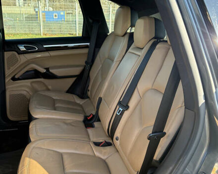 Серый Порше Каен, объемом двигателя 3.6 л и пробегом 171 тыс. км за 27000 $, фото 20 на Automoto.ua