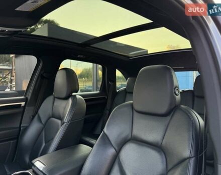 Сірий Порше Cayenne, об'ємом двигуна 3 л та пробігом 92 тис. км за 29500 $, фото 8 на Automoto.ua