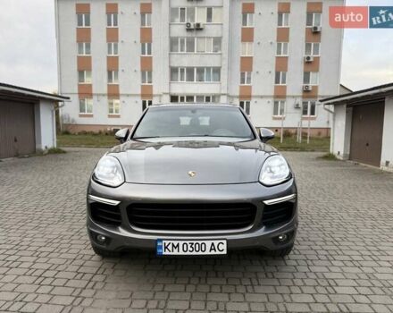 Порше Каен 2015 в Малине на Automoto.ua Серый Порше Каен, объемом двигателя 3 л и пробегом 94 тыс. км за 28700 $, фото 7 на Automoto.ua