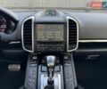 Сірий Порше Cayenne, об'ємом двигуна 3 л та пробігом 92 тис. км за 29500 $, фото 13 на Automoto.ua