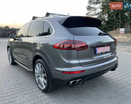 Серый Порше Каен, объемом двигателя 3 л и пробегом 191 тыс. км за 28000 $, фото 11 на Automoto.ua