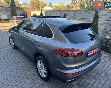 Сірий Порше Cayenne, об'ємом двигуна 3.6 л та пробігом 180 тис. км за 15800 $, фото 9 на Automoto.ua