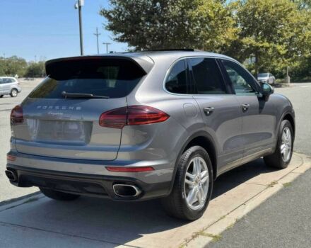 Серый Порше Каен, объемом двигателя 3.6 л и пробегом 72 тыс. км за 13000 $, фото 4 на Automoto.ua