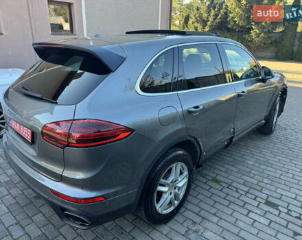 Сірий Порше Cayenne, об'ємом двигуна 3.6 л та пробігом 180 тис. км за 15800 $, фото 5 на Automoto.ua