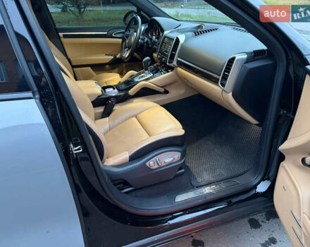 Сірий Порше Cayenne, об'ємом двигуна 3.6 л та пробігом 150 тис. км за 28000 $, фото 5 на Automoto.ua