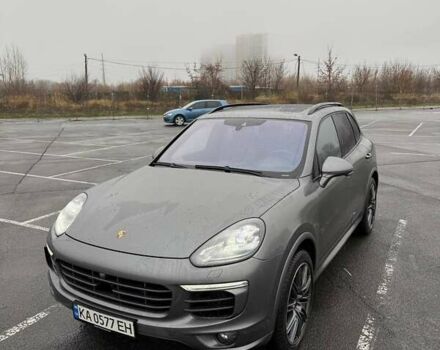 Серый Порше Каен, объемом двигателя 4.13 л и пробегом 261 тыс. км за 39900 $, фото 20 на Automoto.ua