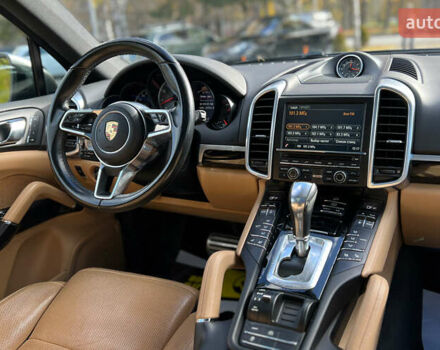 Серый Порше Каен, объемом двигателя 3.6 л и пробегом 169 тыс. км за 26999 $, фото 25 на Automoto.ua