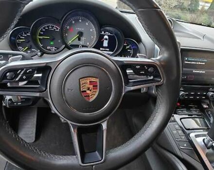 Сірий Порше Cayenne, об'ємом двигуна 3 л та пробігом 125 тис. км за 51500 $, фото 48 на Automoto.ua