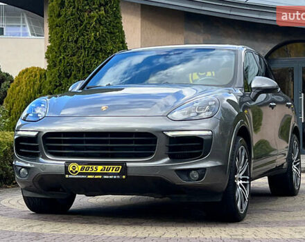 Серый Порше Каен, объемом двигателя 3.6 л и пробегом 169 тыс. км за 26999 $, фото 2 на Automoto.ua