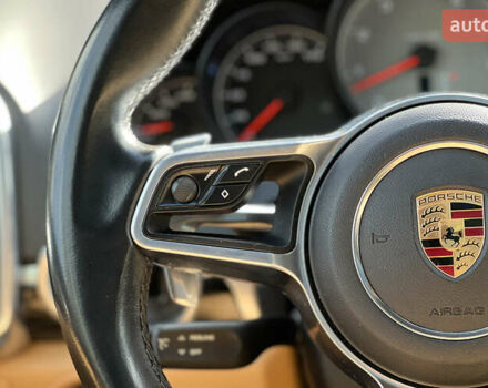 Серый Порше Каен, объемом двигателя 3.6 л и пробегом 169 тыс. км за 26999 $, фото 10 на Automoto.ua