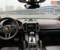 Серый Порше Каен, объемом двигателя 4.13 л и пробегом 261 тыс. км за 39900 $, фото 30 на Automoto.ua