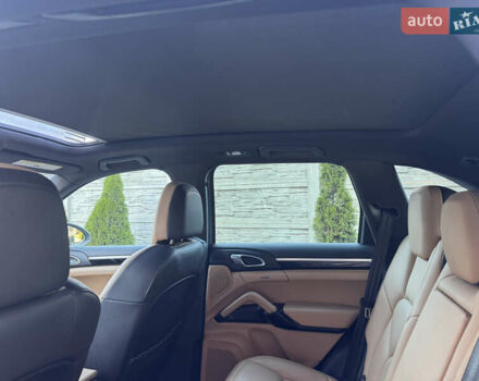 Сірий Порше Cayenne, об'ємом двигуна 3.6 л та пробігом 180 тис. км за 15800 $, фото 11 на Automoto.ua