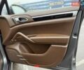 Серый Порше Каен, объемом двигателя 4.13 л и пробегом 261 тыс. км за 39900 $, фото 6 на Automoto.ua
