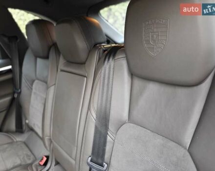 Сірий Порше Cayenne, об'ємом двигуна 3 л та пробігом 125 тис. км за 51500 $, фото 32 на Automoto.ua