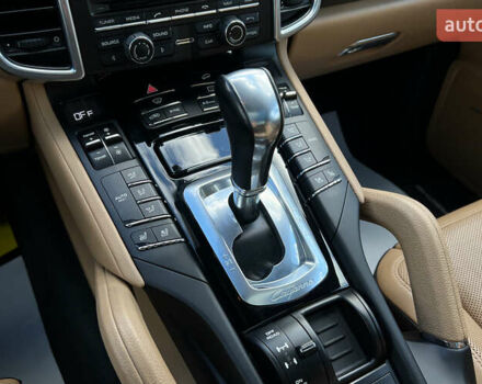 Серый Порше Каен, объемом двигателя 3.6 л и пробегом 169 тыс. км за 26999 $, фото 15 на Automoto.ua