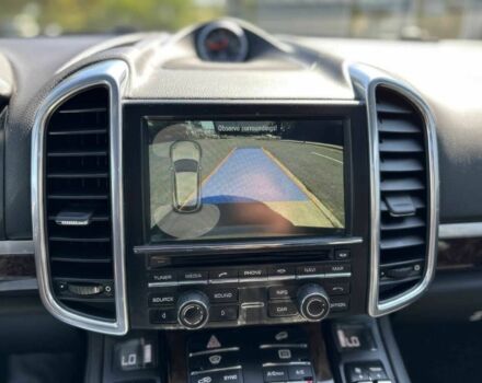 Серый Порше Каен, объемом двигателя 3.6 л и пробегом 72 тыс. км за 13000 $, фото 12 на Automoto.ua