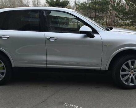 Сірий Порше Cayenne, об'ємом двигуна 3 л та пробігом 125 тис. км за 51500 $, фото 6 на Automoto.ua