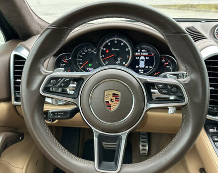Сірий Порше Cayenne, об'ємом двигуна 4.81 л та пробігом 77 тис. км за 44000 $, фото 27 на Automoto.ua