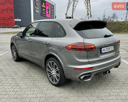 Сірий Порше Cayenne, об'ємом двигуна 4.81 л та пробігом 77 тис. км за 44000 $, фото 3 на Automoto.ua