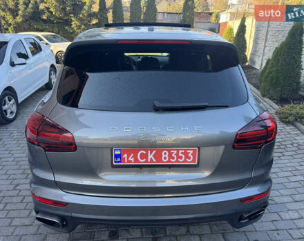 Сірий Порше Cayenne, об'ємом двигуна 3.6 л та пробігом 180 тис. км за 15800 $, фото 6 на Automoto.ua