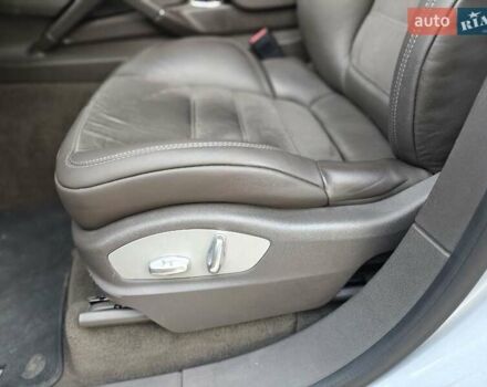 Сірий Порше Cayenne, об'ємом двигуна 3 л та пробігом 125 тис. км за 51500 $, фото 36 на Automoto.ua