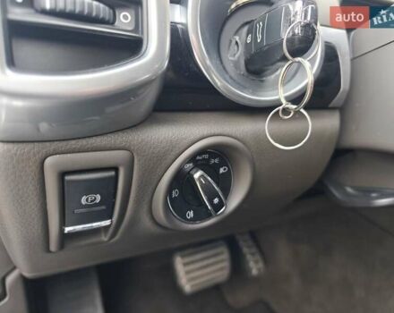Сірий Порше Cayenne, об'ємом двигуна 3 л та пробігом 125 тис. км за 51500 $, фото 40 на Automoto.ua