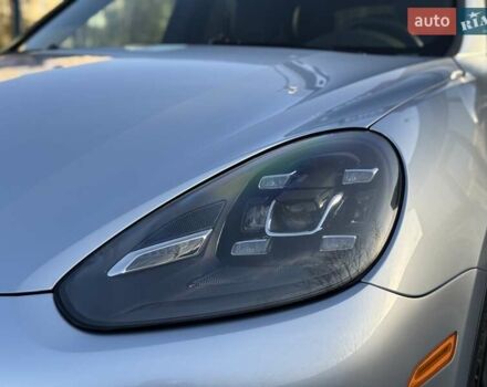 Порше Каен 2017 в Киеве на Automoto.ua Серый Порше Каен, объемом двигателя 3.6 л и пробегом 130 тыс. км за 33999 $, фото 18 на Automoto.ua