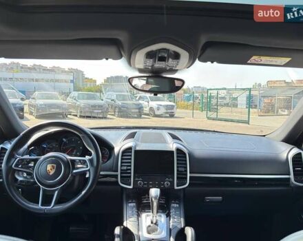 Сірий Порше Cayenne, об'ємом двигуна 2.97 л та пробігом 162 тис. км за 43200 $, фото 15 на Automoto.ua
