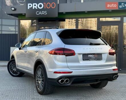 Порше Каен 2017 в Киеве на Automoto.ua Серый Порше Каен, объемом двигателя 3.6 л и пробегом 130 тыс. км за 33999 $, фото 13 на Automoto.ua