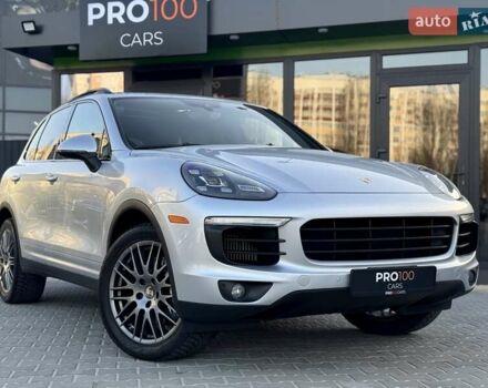 Порше Каен 2017 в Киеве на Automoto.ua Серый Порше Каен, объемом двигателя 3.6 л и пробегом 130 тыс. км за 33999 $, фото 7 на Automoto.ua