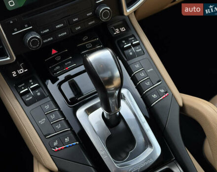 Сірий Порше Cayenne, об'ємом двигуна 3.6 л та пробігом 61 тис. км за 29900 $, фото 19 на Automoto.ua