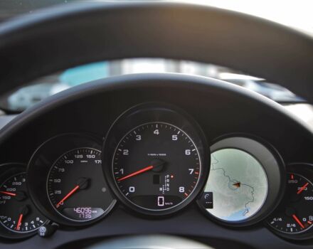 Сірий Порше Cayenne, об'ємом двигуна 0.36 л та пробігом 46 тис. км за 39000 $, фото 14 на Automoto.ua